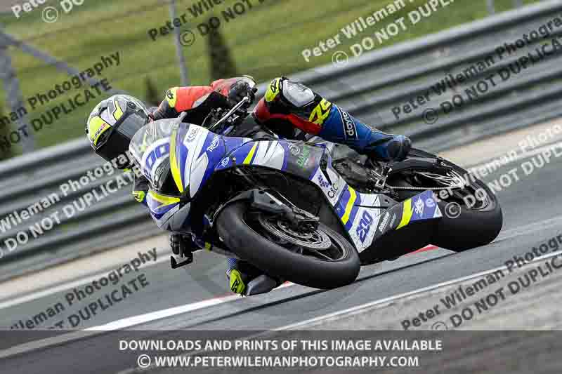 cadwell no limits trackday;cadwell park;cadwell park photographs;cadwell trackday photographs;enduro digital images;event digital images;eventdigitalimages;navarra;no limits trackdays;peter wileman photography;racing digital images;trackday digital images;trackday photos